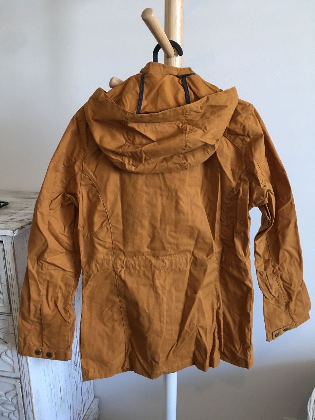 Jacken: senffarbener Parka / Mantel – Neu (gemäss Beschreibung) aus Zürich von car_cr6w 1