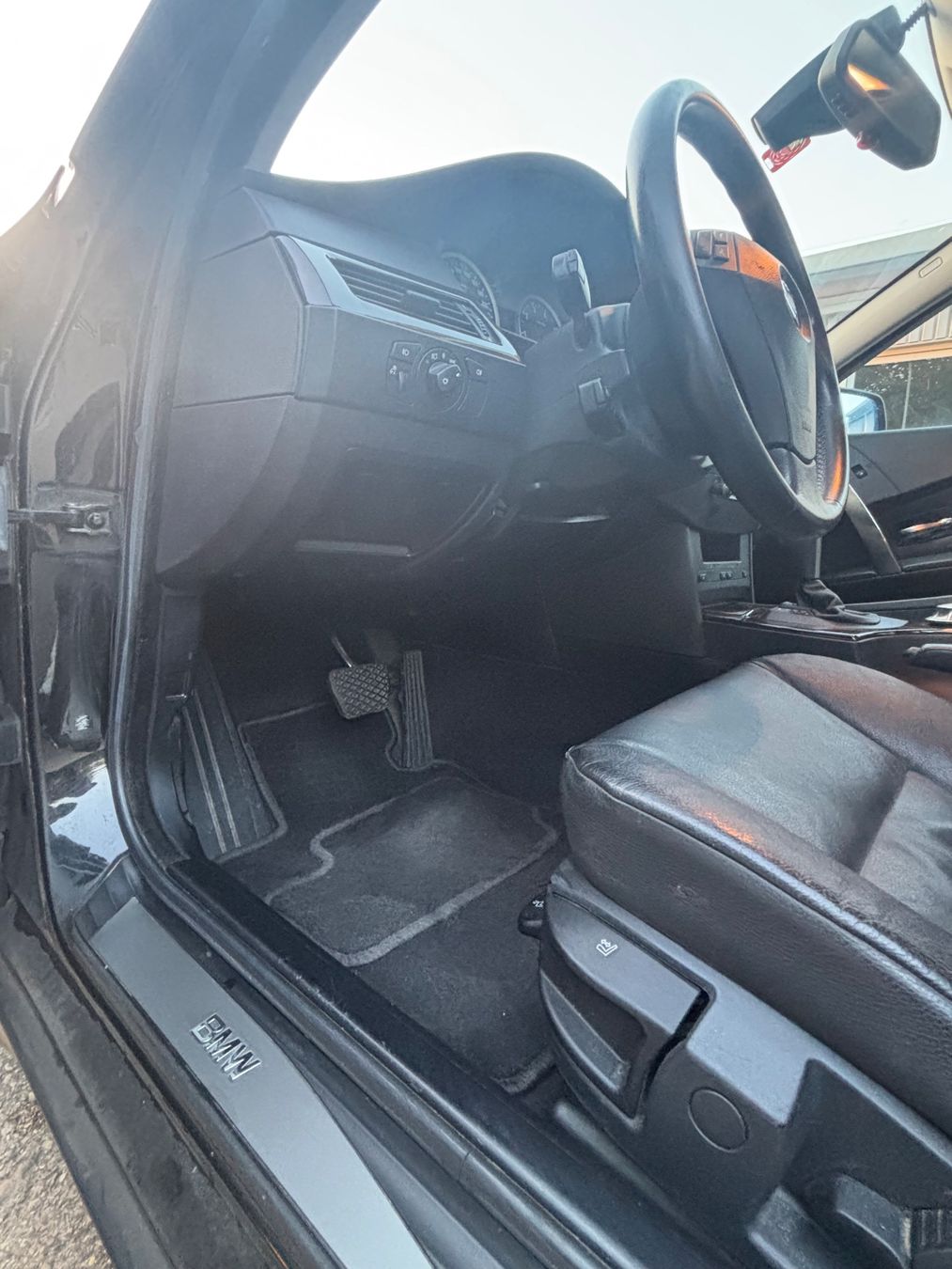 BMW Automobili: BMW 530i schwarz – Usato da Weinfelden venduto da arm_8b7b 8