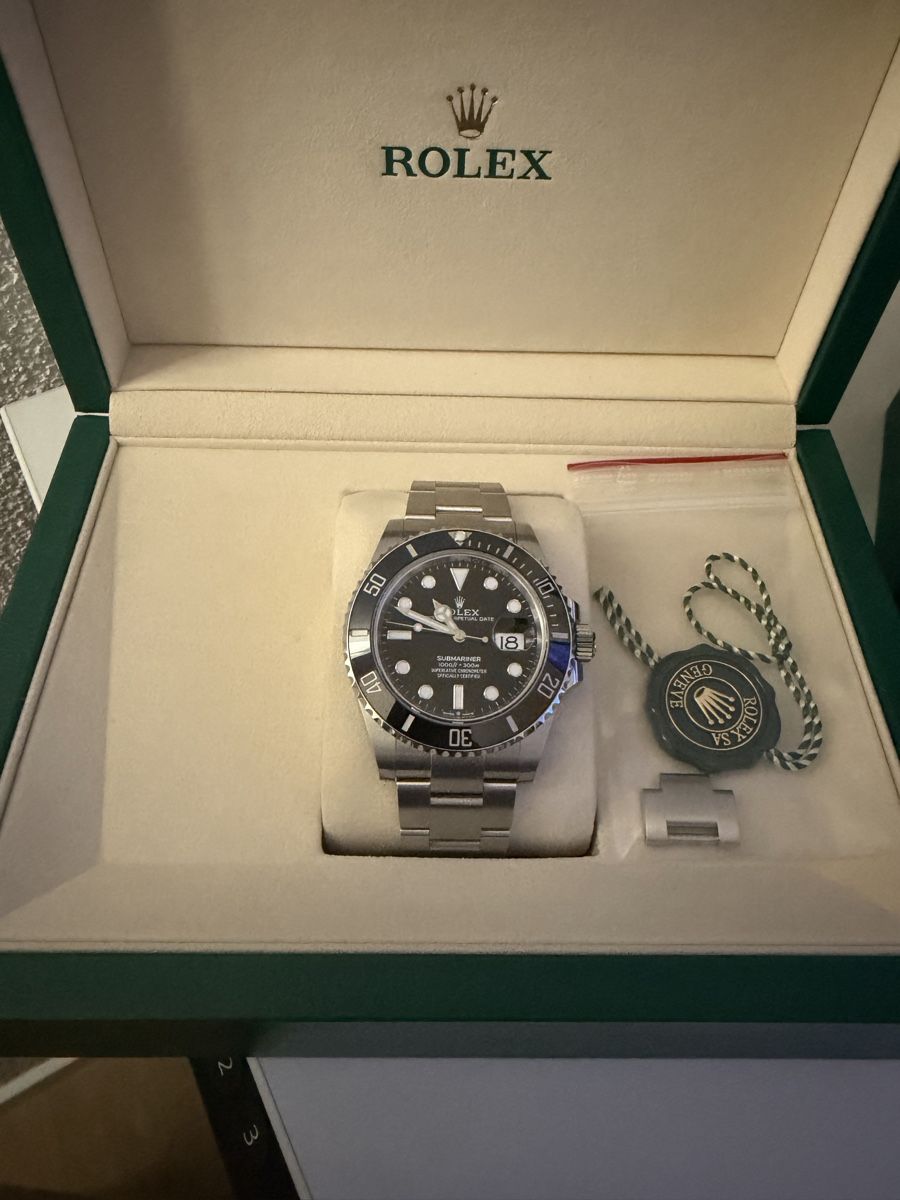 Rolex Orologi: Rolex Submariner Date Neu & Full set 2026 – Nuovo (secondo la descrizione) da Balgach venduto da EFY-SG