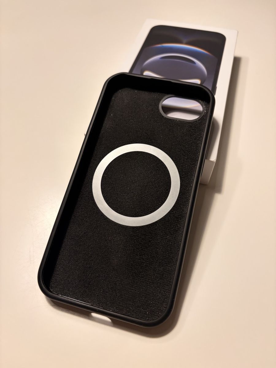Apple Telefoni cellulari / Smartphones: iPhone 16e schwarz 128 GB – Usato da Altnau venduto da kurvenmuehle 4