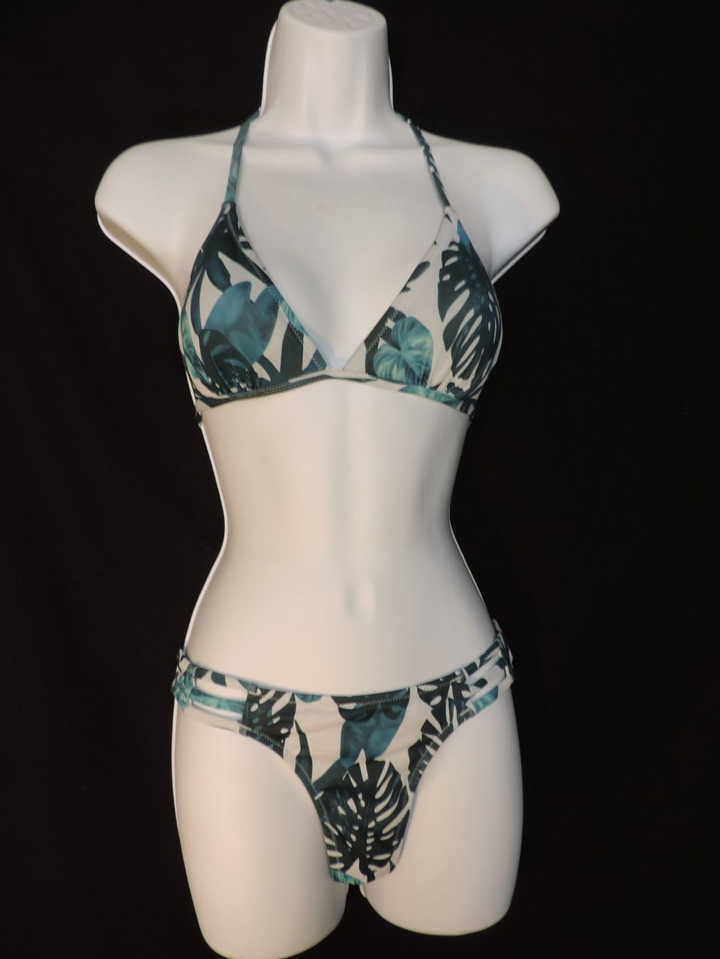 Costumi da bagno & Bikini: maillot de bain 2 pièces exotic vert turquoise – Usato da Genève venduto da Axelle333 2