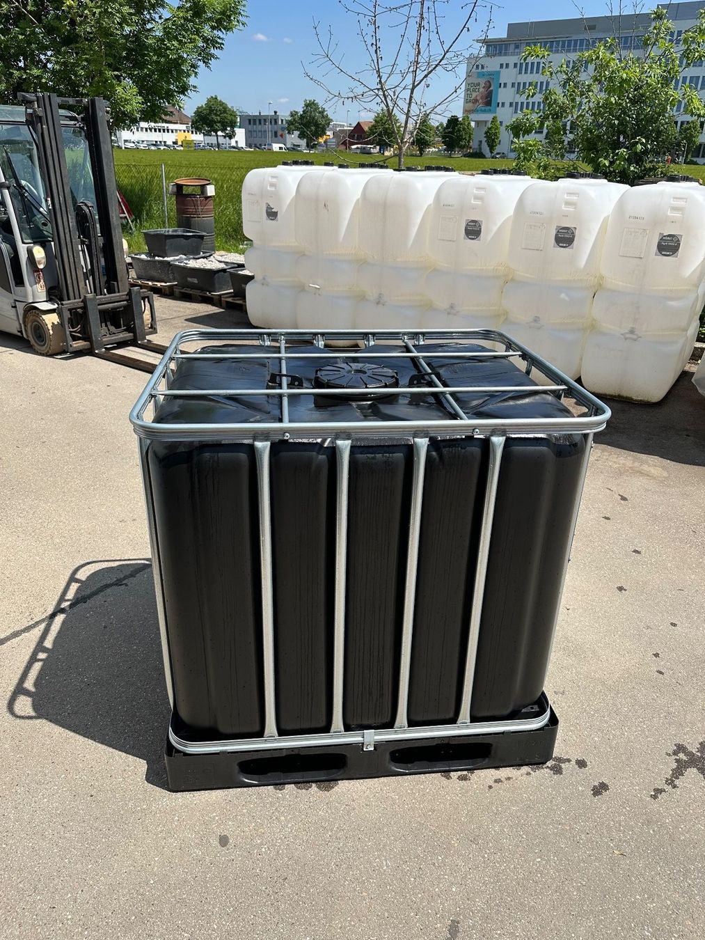 Tränken & Tröge: IBC Tank neu schwarz – Gebraucht aus Schöfflisdorf von Dance04 3