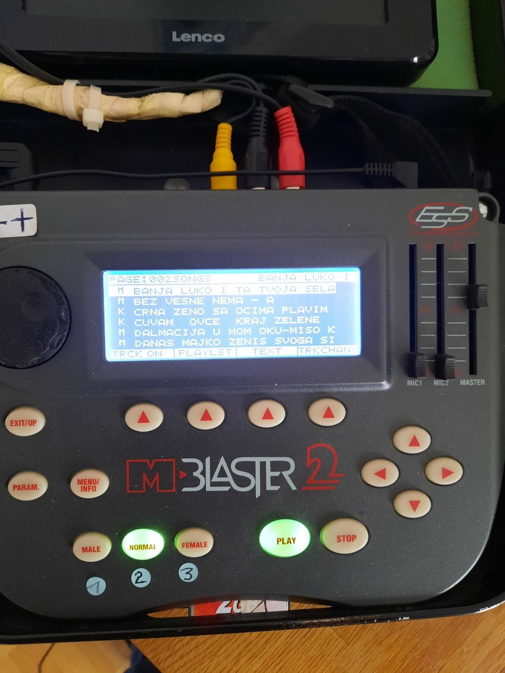 Musikinstrumente: MIDI KARAOKE MP3 PLAYER – Gebraucht aus st.gallen von mlmercedes