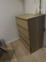 IKEA MALM Kommode mit 4 Schubladen (Eichenfurnier) – Sehr gu