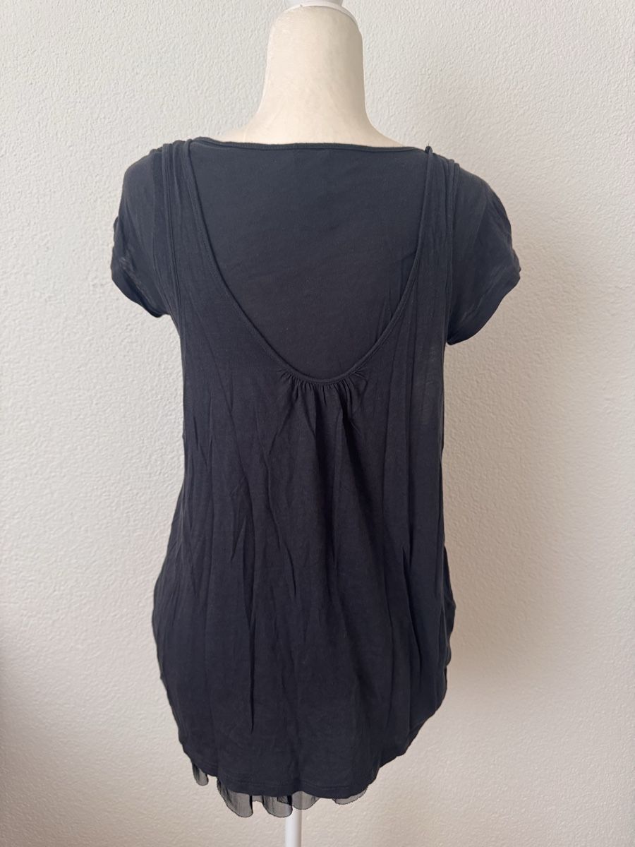 Zara T-shirt: Zara spitz T-shirt Gr.M – Usato da Pfäffikon SZ venduto da EMMA0111 1