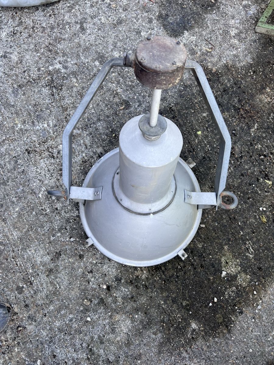 Lampade: Grosse Industrielampe Sulzer – Usato da Dinhard venduto da Stahlguss 2