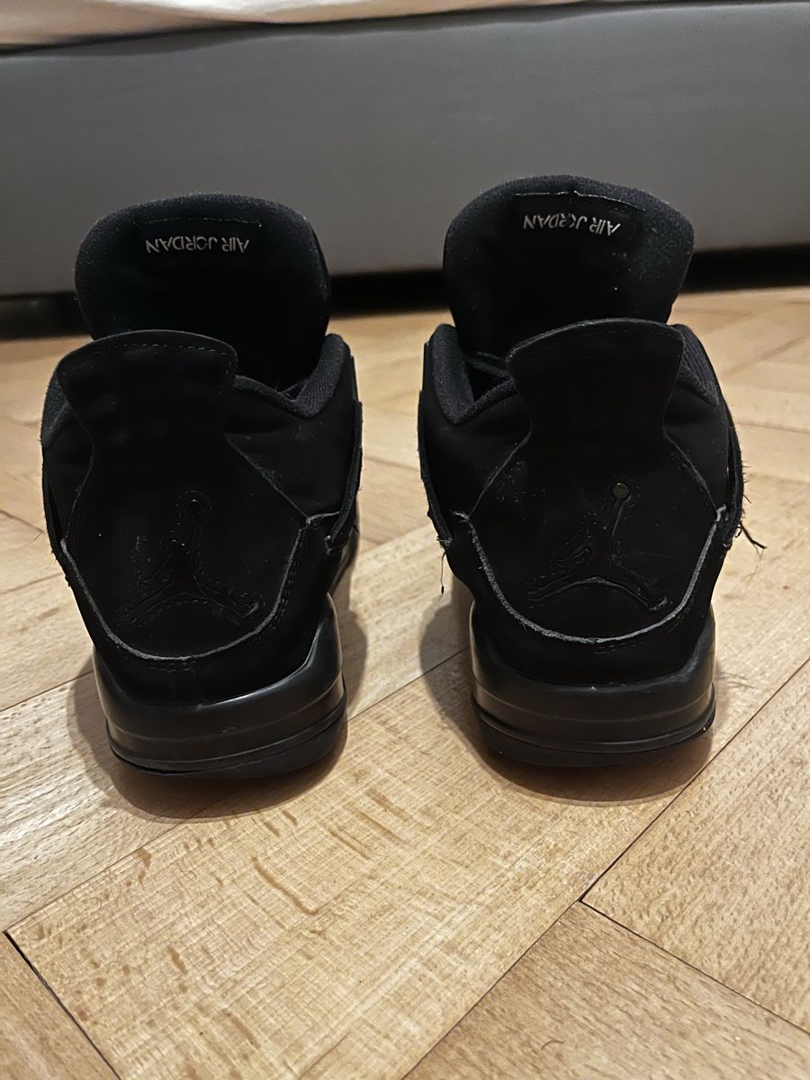 Jordan Herrenschuhe: Jordan 4 Black Cats – Gebraucht aus Fribourg von pen_995b 2
