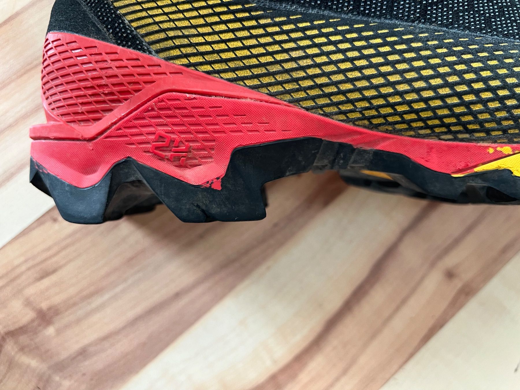 La Sportiva Chaussures hommes: La Sportiva Aequilibrium ST GTX – Neuf (Voir description) à Biberen par mat_kx8m 2