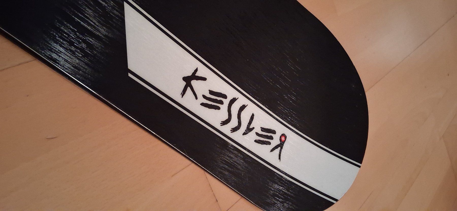 Kessler Board: Kessler Cross Snowboard 153 cm – Usato da Wengen venduto da stevel01 1