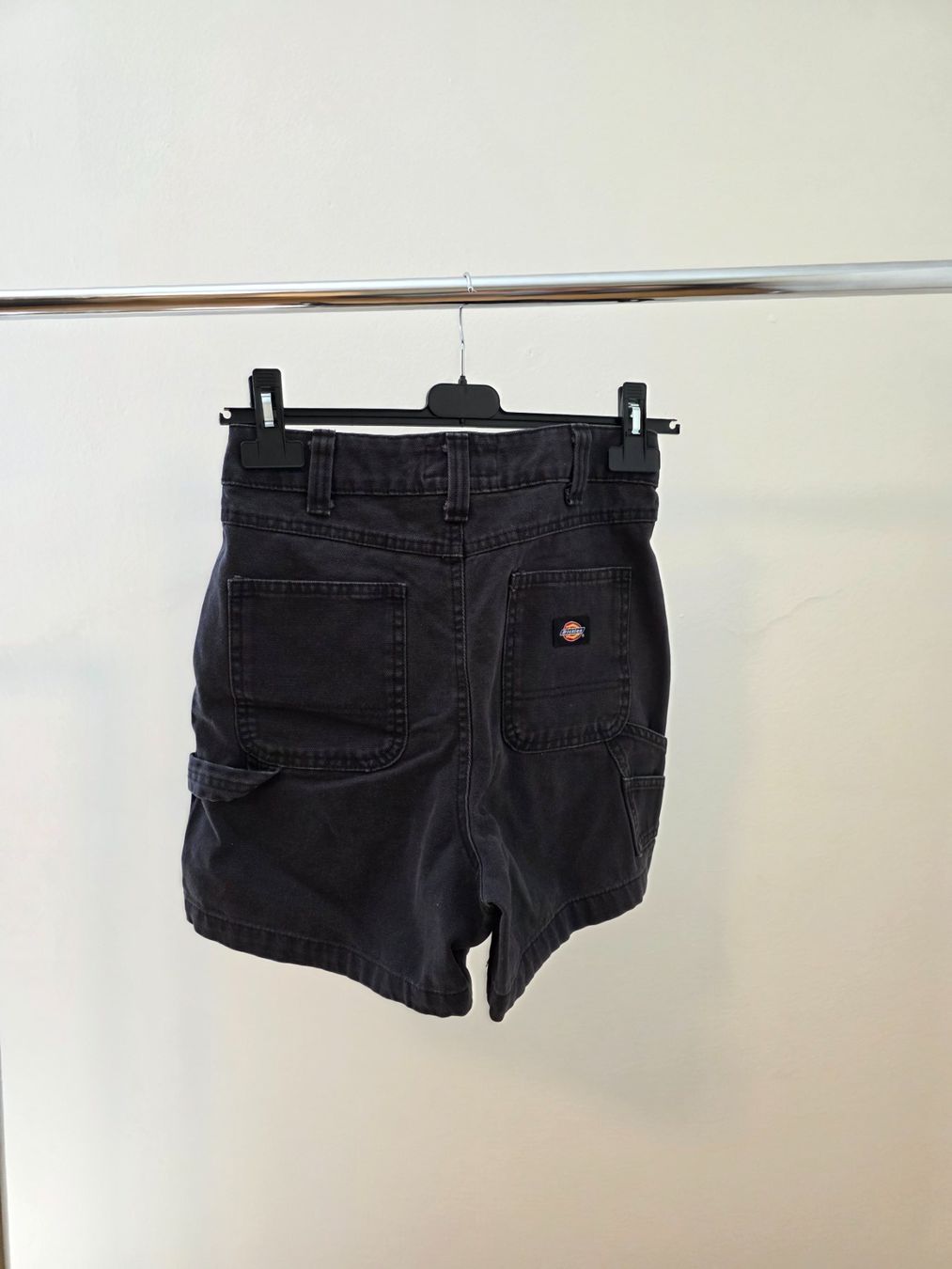Dickies Jeans: Schwarze Jeans-Shorts Dickies – Usato da Rothenfluh venduto da sel_j856 2
