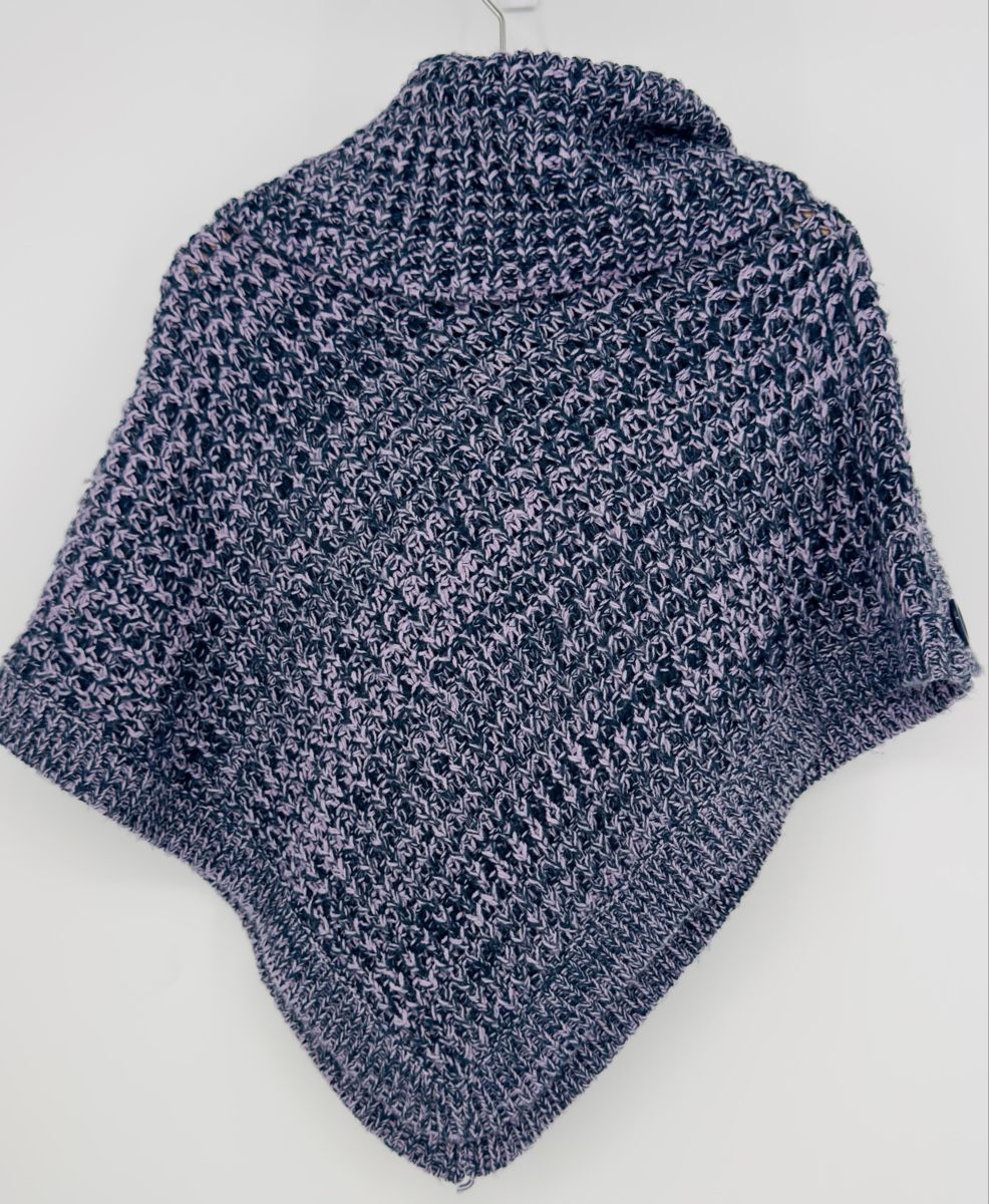 Jacken & Mäntel: # GIRL - Poncho Gr. 98 # – Gebraucht aus Bolligen von secondhand-with-love 1