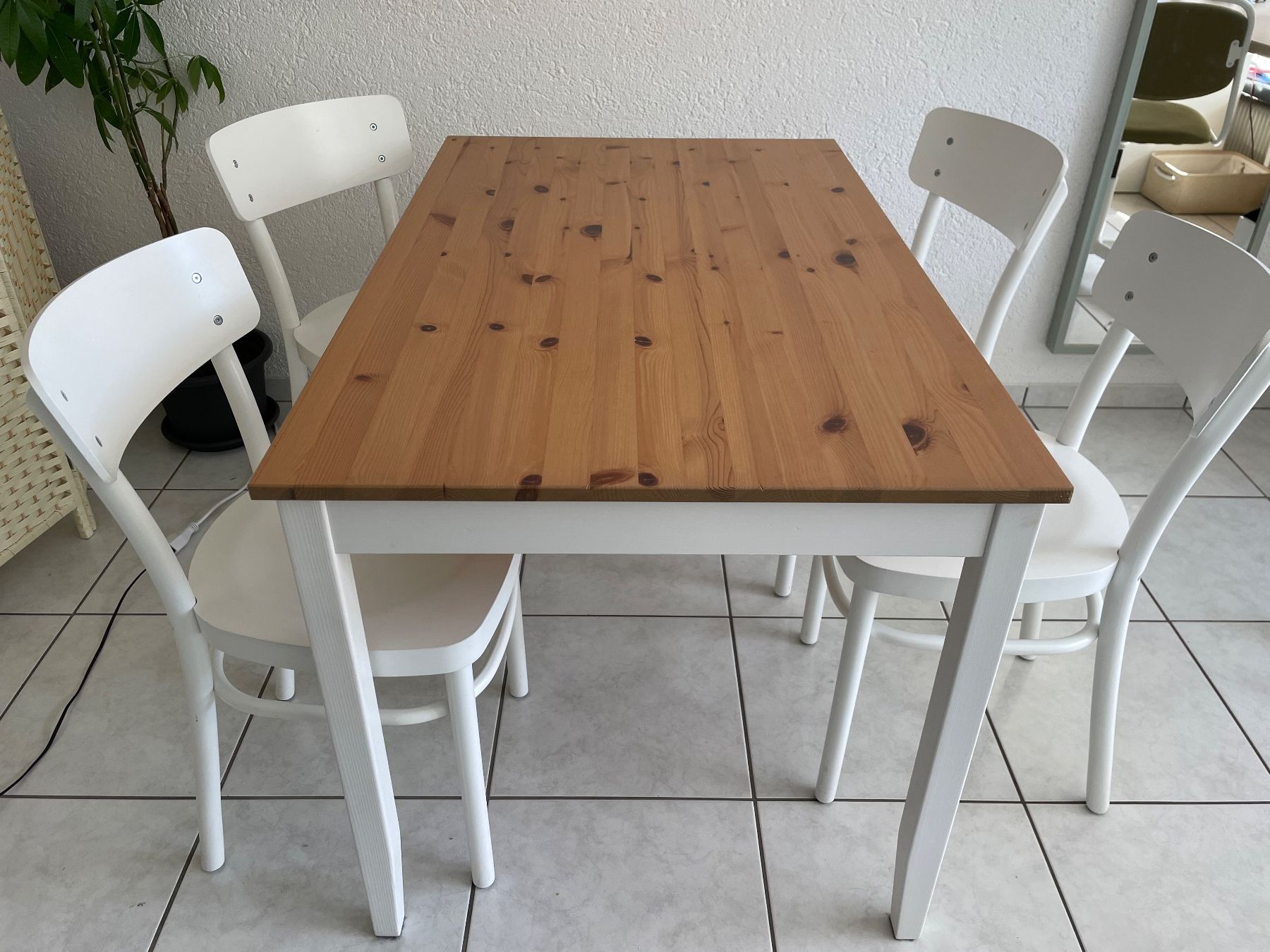Ikea Tischset: Holztisch mit 4 Stühlen – Gebraucht aus Bern von emiinoe 1