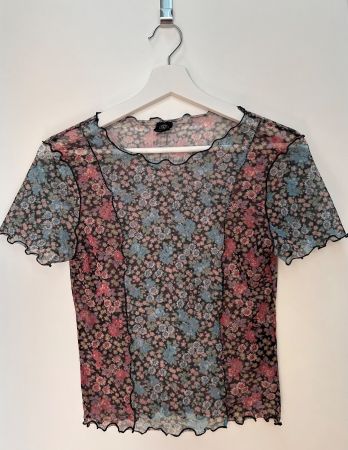 URBAN OUTFITTERS Top
