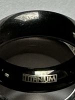 Titan Ring schwarz Durchmesser 22mm gebraucht 