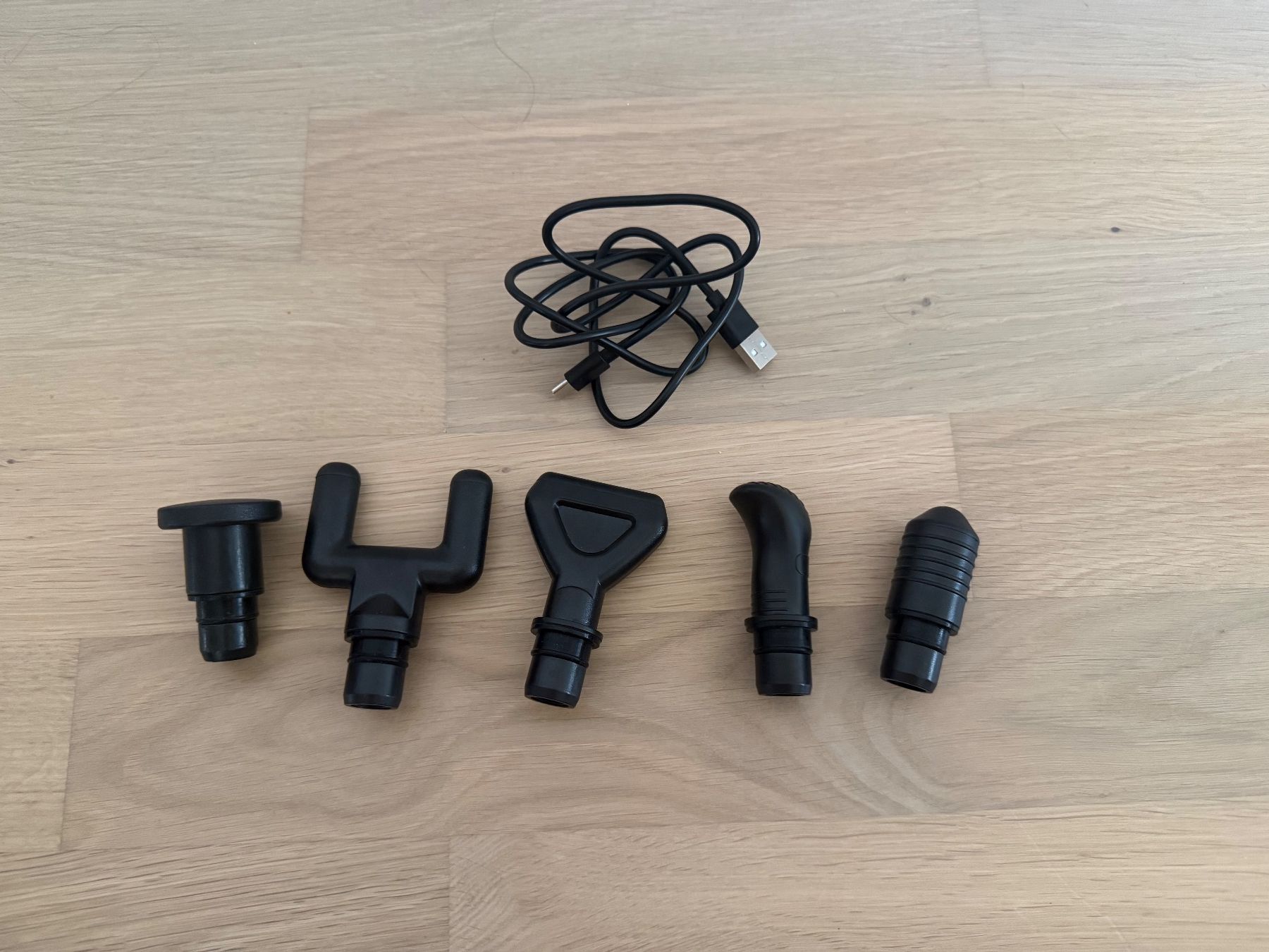 Massagegeräte: Fitgun Massagepistole – Neu und originalverpackt aus Spreitenbach von leo_gn8f 3