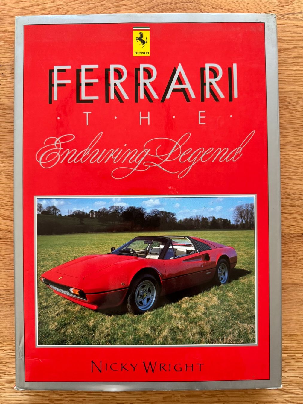 Libri: Ferrari - The Enduring Legend – Usato da Tübach venduto da BonnevilleMotors