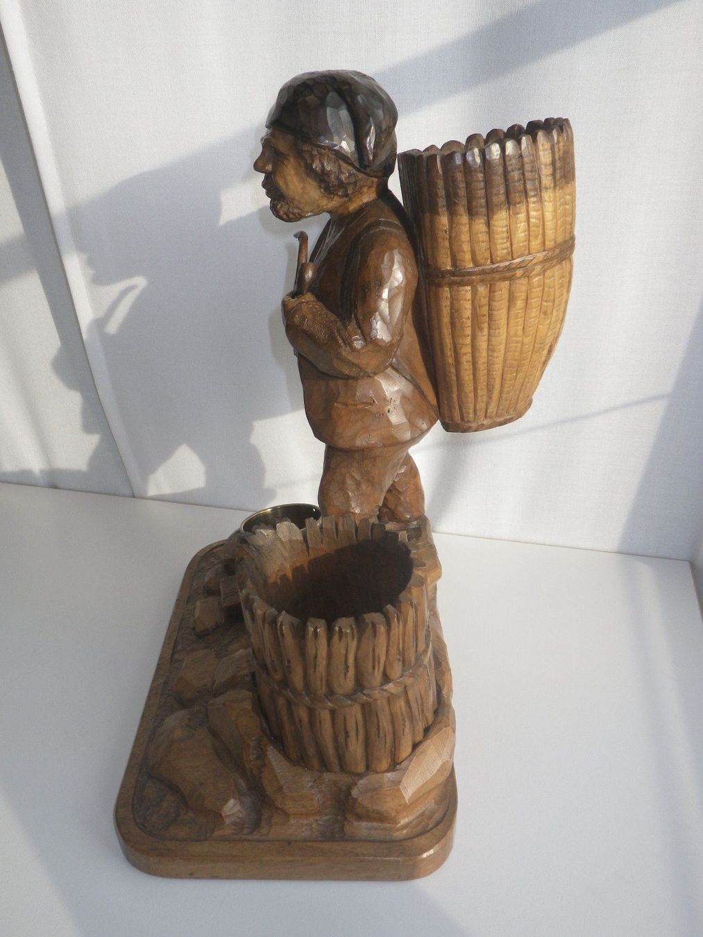 Skulpturen & Statuen: geschnitzter Bauer mit Hutte – Neu (gemäss Beschreibung) aus Brienz BE von P.Edelweiss 1