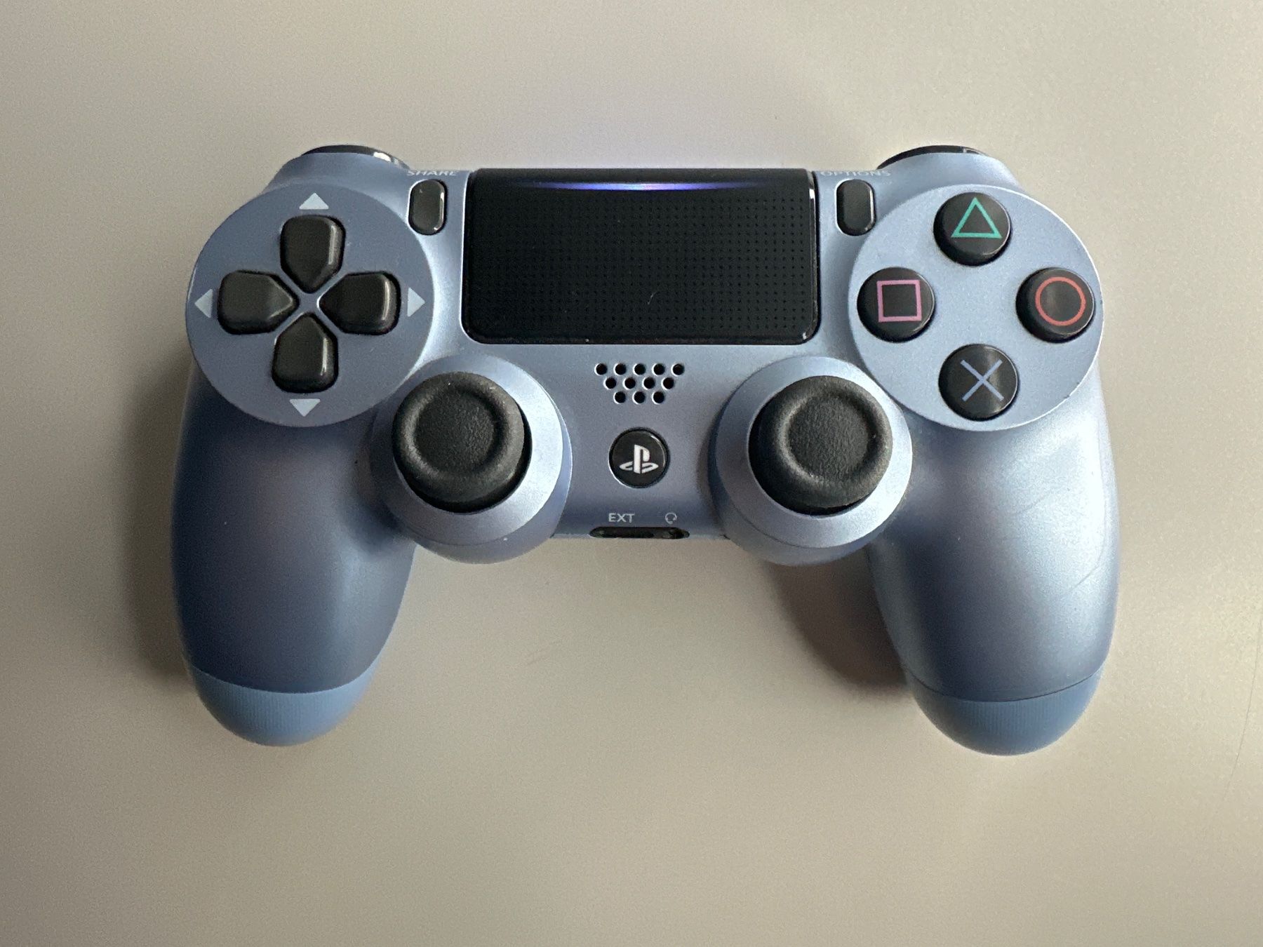 Sony Controller: PS4 Controller V2 – Gebraucht aus St.gallen von taduz