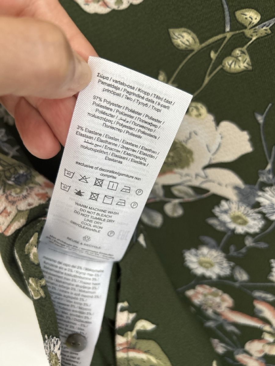 Only Camicette: Bluse von Only, Grösse 38, khaki mit Blumenmuster – Nuovo (secondo la descrizione) da Erlinsbach SO venduto da hallon480 3