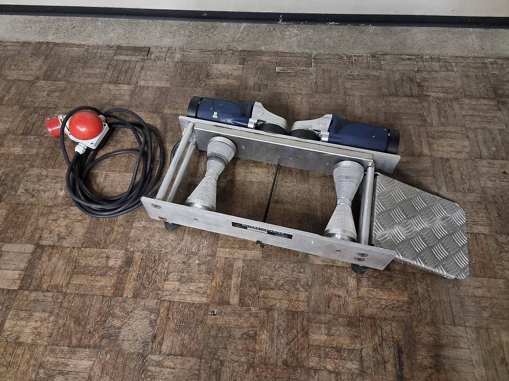 Altro per stoccaggio & trasporto: Motorradstarter Rollenstarter – Usato da Au SG venduto da 0saintcity0 1