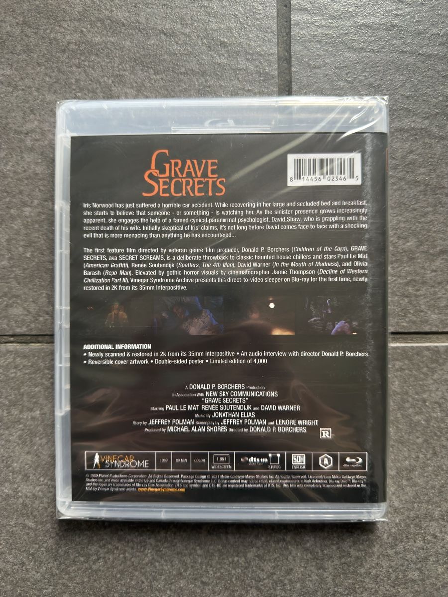 Tutti i DVDs: Grave Secrets Vinegar Syndrome Blu-ray – Nuovo (secondo la descrizione) da Zürich venduto da cENS0R 4