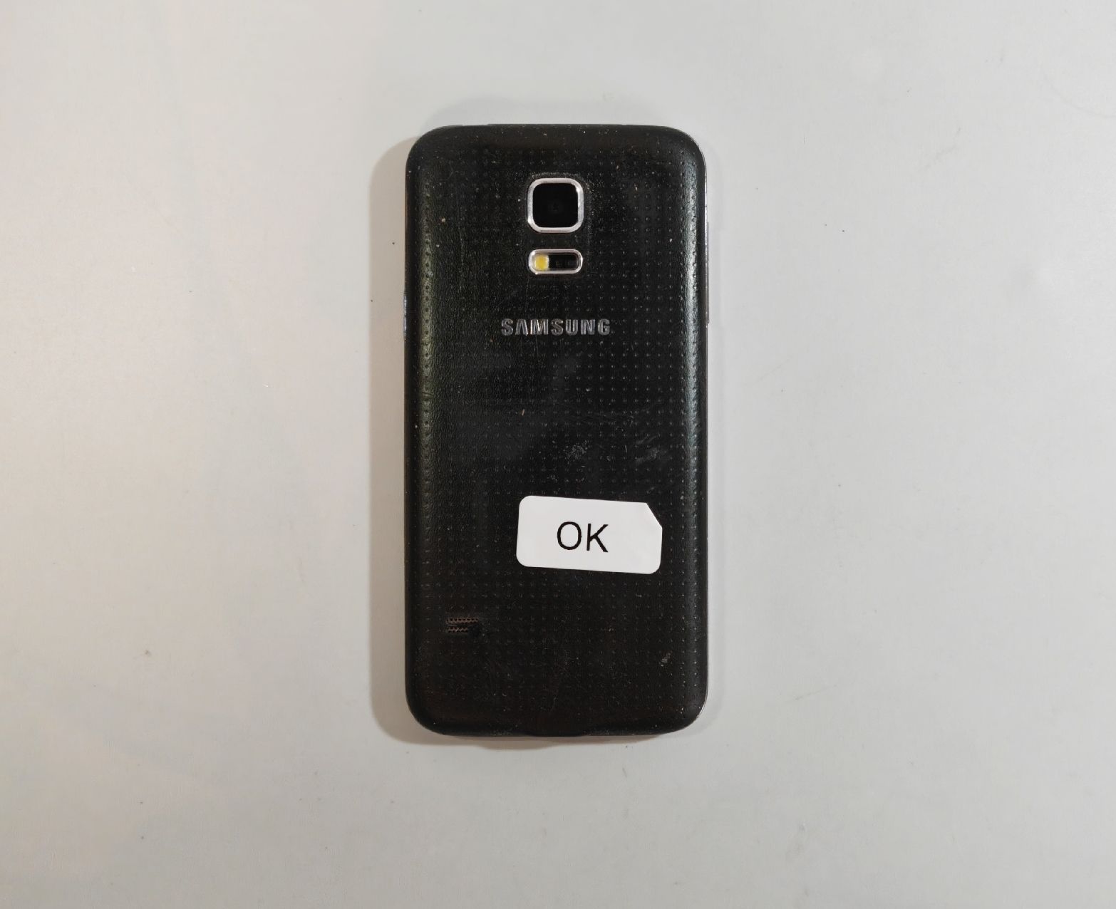 Samsung Portables: Samsung Galaxy S5 mini schwarz – D'occasion à Ehrendingen par Rocky985 2