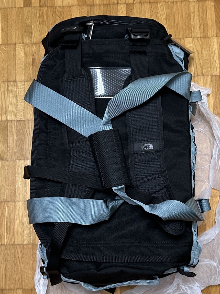 North Face Sacs: North Face duffel G M – Neuf avec emballage d'origine à Maienfeld par tobeyl2020 5
