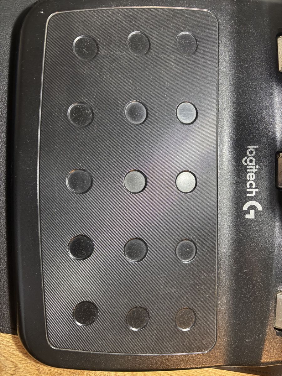 Spiele: Logitech Pedale – Gebraucht aus Gampel von Kai7 1