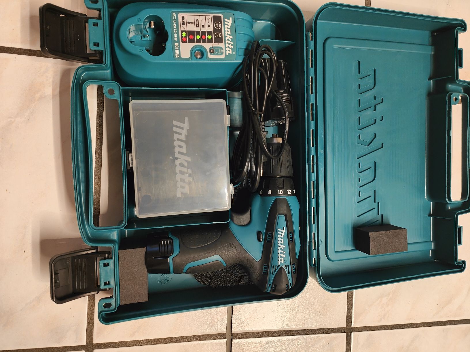 Makita Trapani: Akkuschrauber – Nuovo e nell'imballaggio originale da Bettlach venduto da ral_7w77
