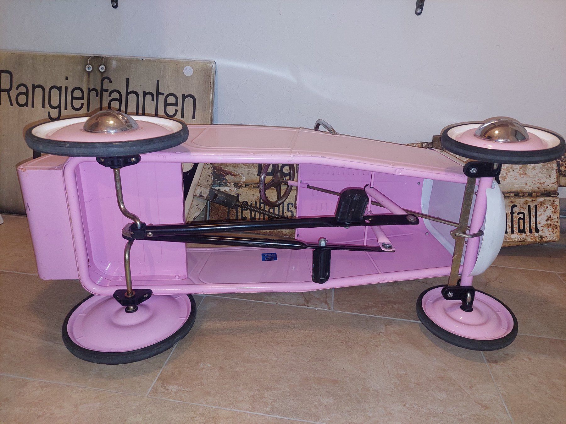 Véhicules pour enfants: Tretauto Ford – D'occasion à Siblingen par rantiques 2