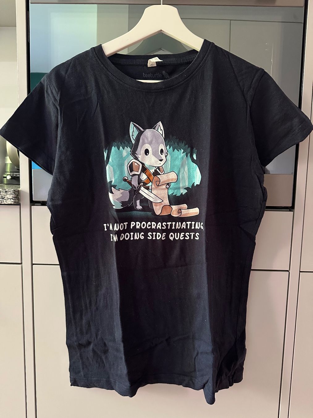 T-shirts: Teeturtle Procrastination Tshirt – D'occasion à Bülach par lilolilo333