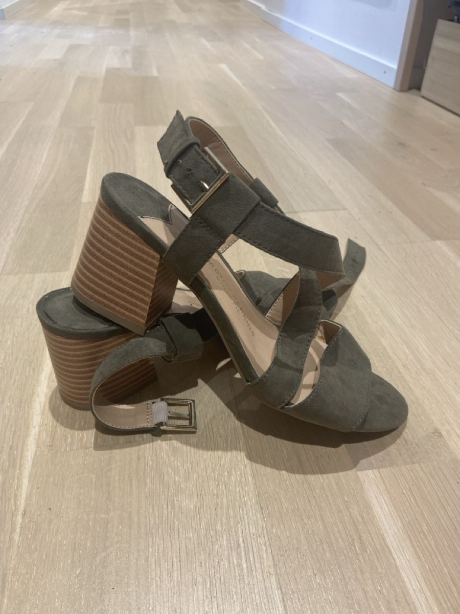 Dorothy Perkins Scarpe da donna: Sandalen Dorothy Perkins – Nuovo (secondo la descrizione) da Zürich venduto da mar_v57y