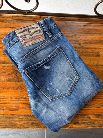 Jeans Dsquared2 en taille 44