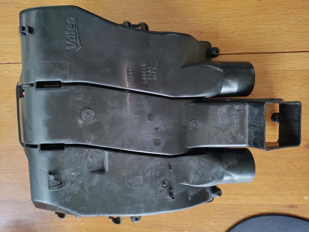 Alfa Romeo Tutti pezzi di ricambio auto: Case 77365566 pour Alfa Romeo Giulietta – Usato da Avry-devant-Pont venduto da OBoss