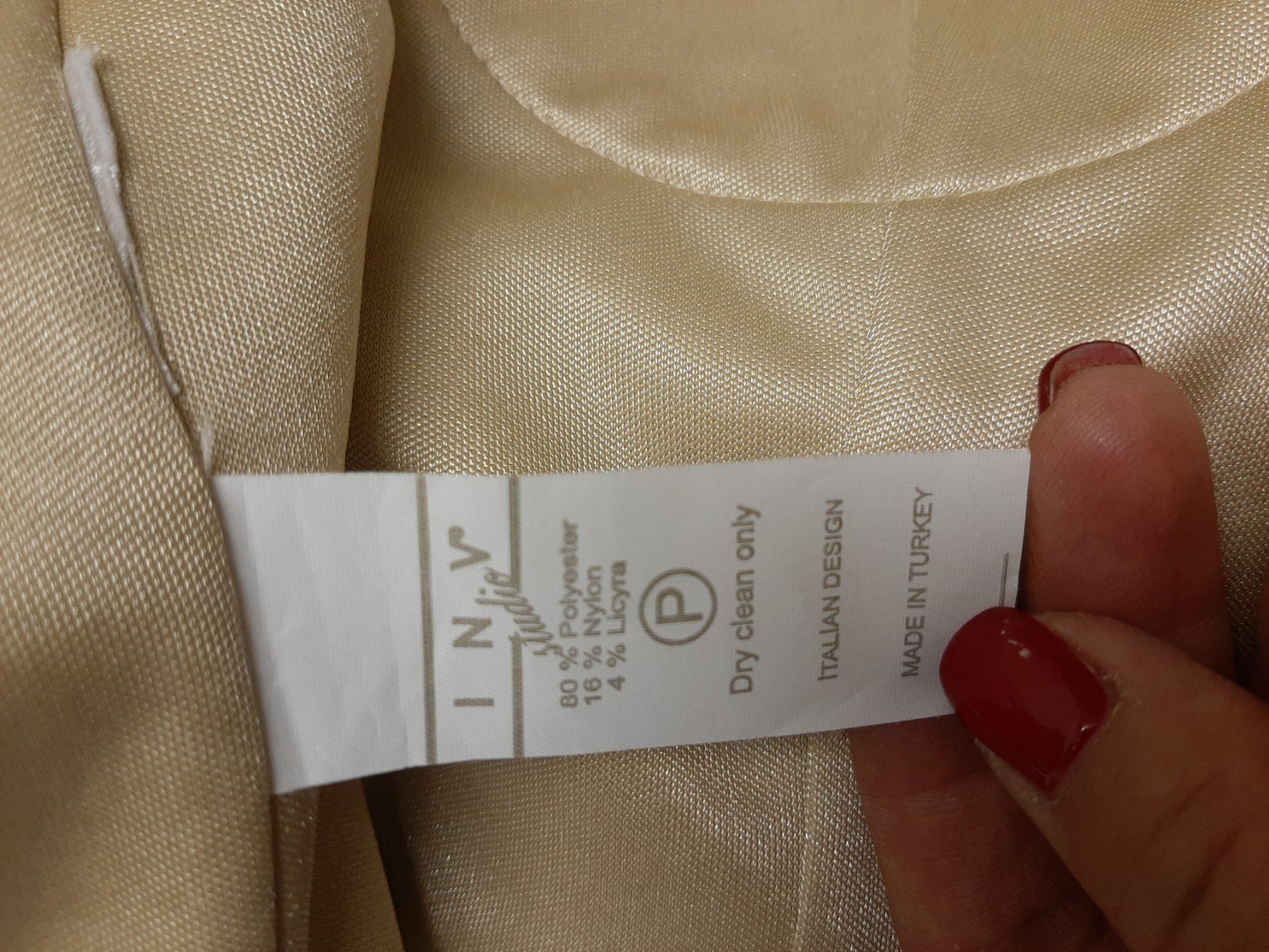 Vestiti: KLEID INV – Usato da Uitikon Waldegg venduto da Similde 5