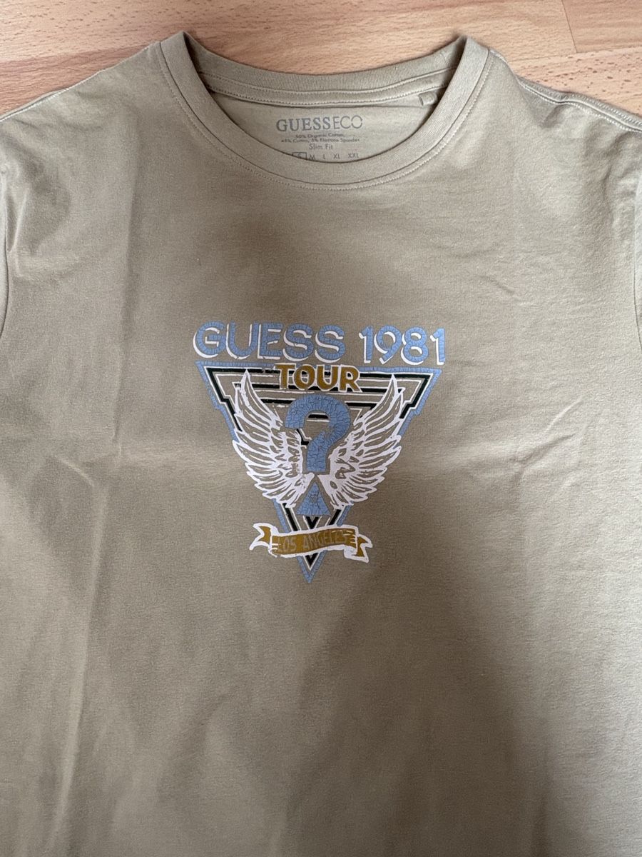 Guess T-shirt: t-shirt Guess – Nuovo (secondo la descrizione) da Posieux venduto da lia_f69b