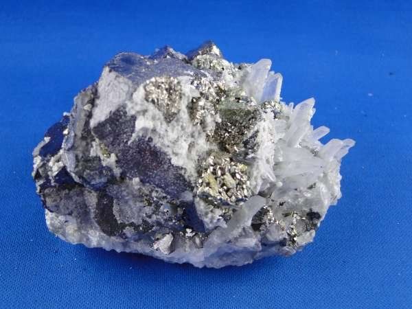 Minerali & Pietre curative: Galena mit Chalkopyrit und Quartz – Usato da Schinznach Bad venduto da Demerald 3