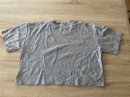 Graues T-Shirt