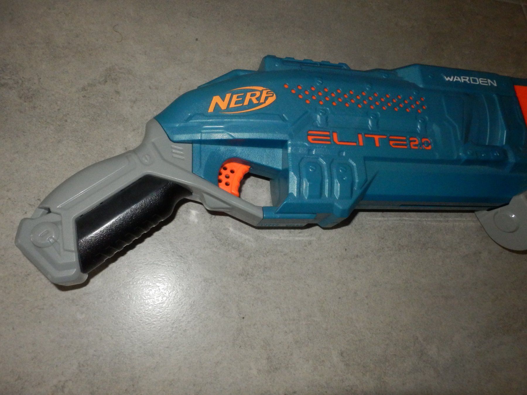 Nerf Spielzeuge: NERF à pompe avec 9 munitions en bon état – Gebraucht aus Apples von Photec18 2
