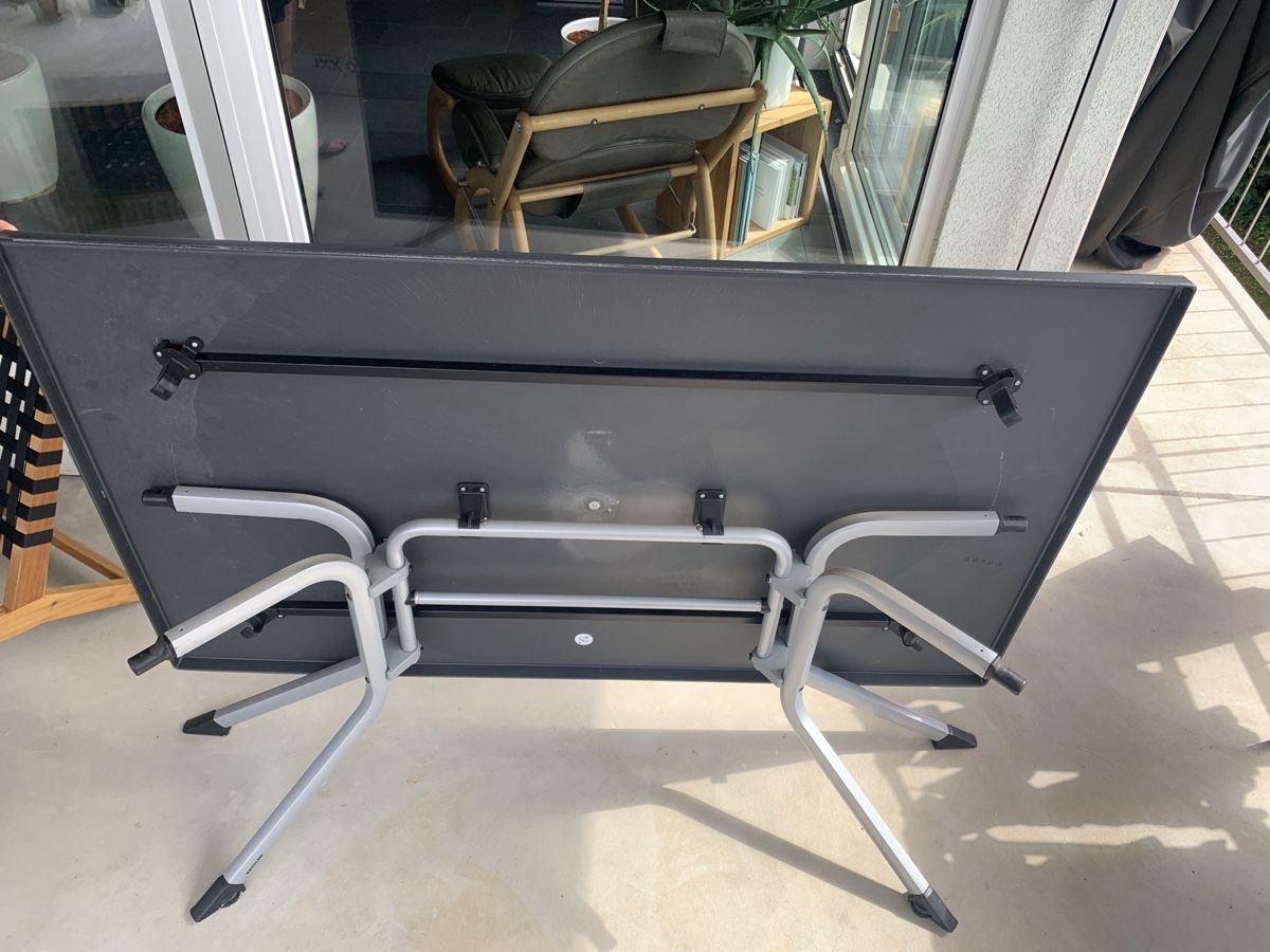 Tables: Kettler folding table grey 160x95cm – D'occasion à Zürich par JuneBaby12 1