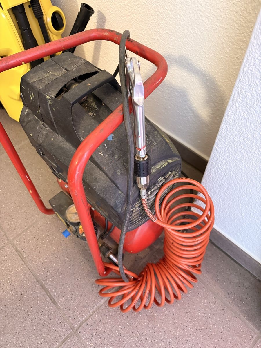 Compressori: FINI Miolectric Smart 6 Kompressor mit Schlauch  – Usato da Steinhausen venduto da Sierra117 1