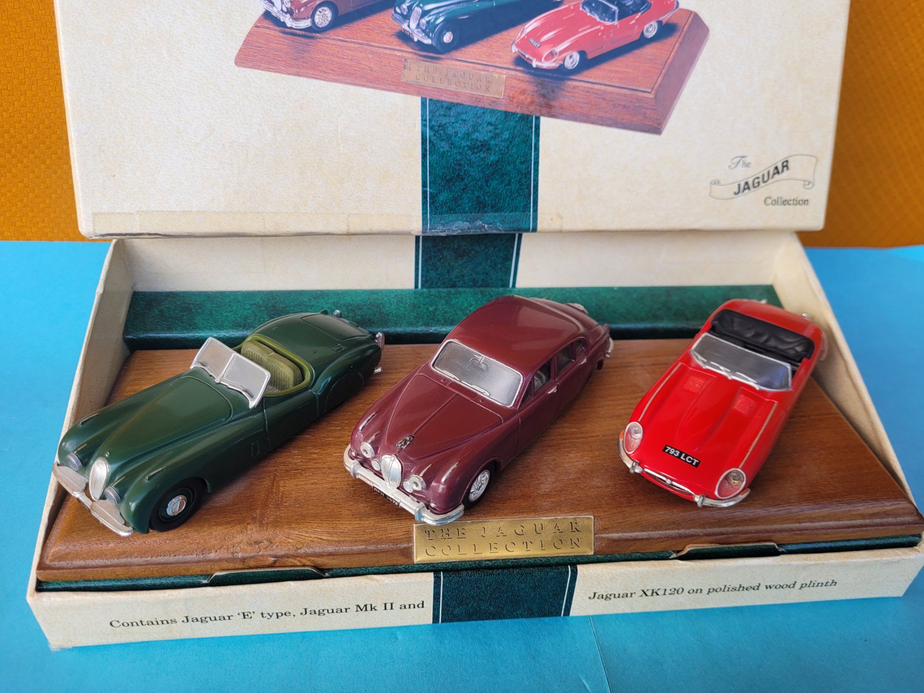 Jaguar Modellini d'auto: Collection 3 Jaguar Corgi 1:43 – Usato da Domdidier venduto da Bimbo57 1