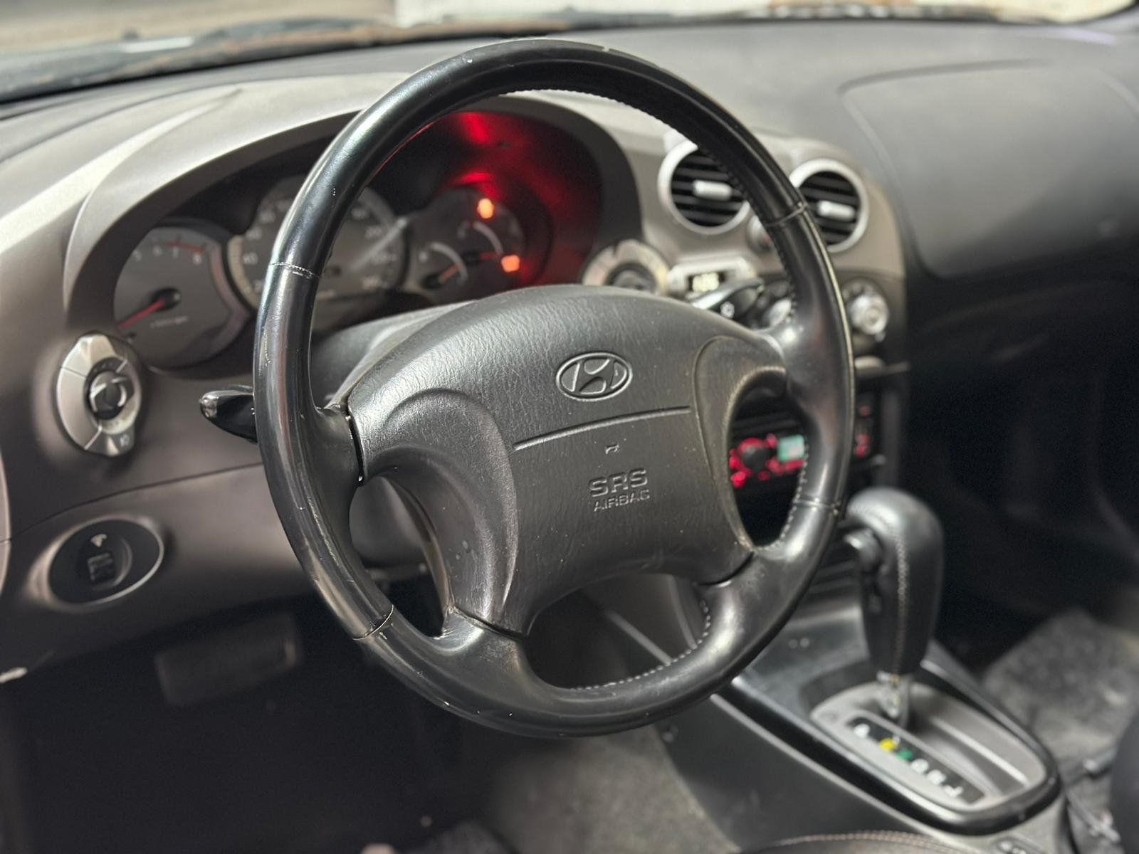 Hyundai Autos: HYUNDAI Coupé 2.0 16V FX Automatic – D'occasion à Aclens par sobacopeludo 7