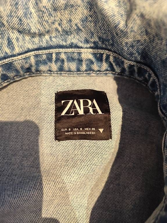 Jacken: Zara Jeansjacke  – Gebraucht aus Flums von tin_zk28 1