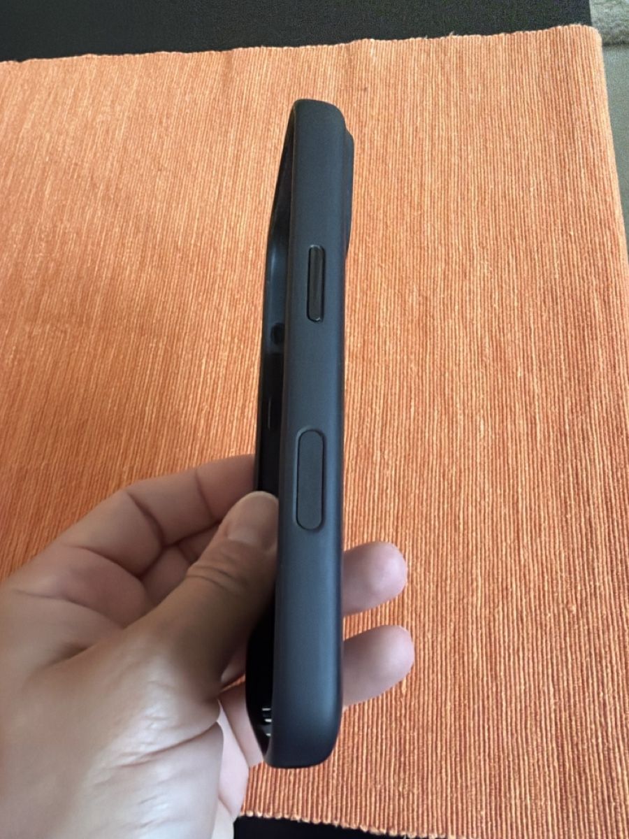 Quad Lock Cover & Protezioni schermo: Quadlock Cover für iPhone 17 Pro – Usato da Bellikon venduto da KTM-Downhill 2