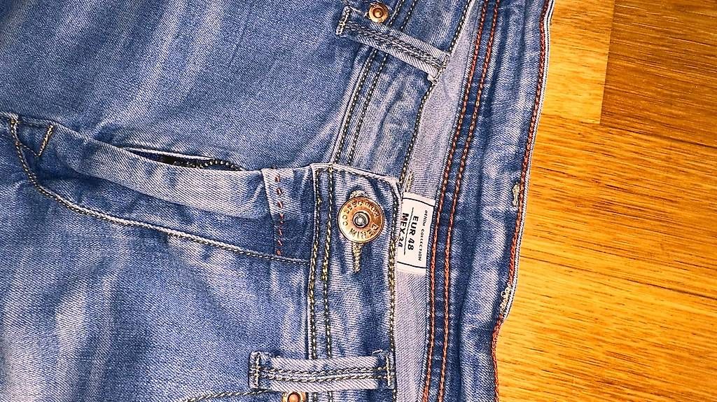 Jeans: Jeanshose grösse 48 – D'occasion à Romanshorn par cedoo8590 2