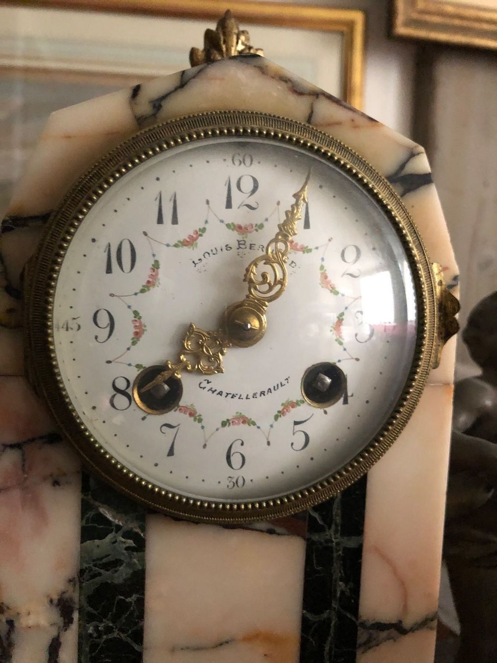 Orologi da terra & Orologi da parete: Kaminuhr.Louis Bernard, Chatellerault. – Usato da Wald ZH venduto da mlnt 8