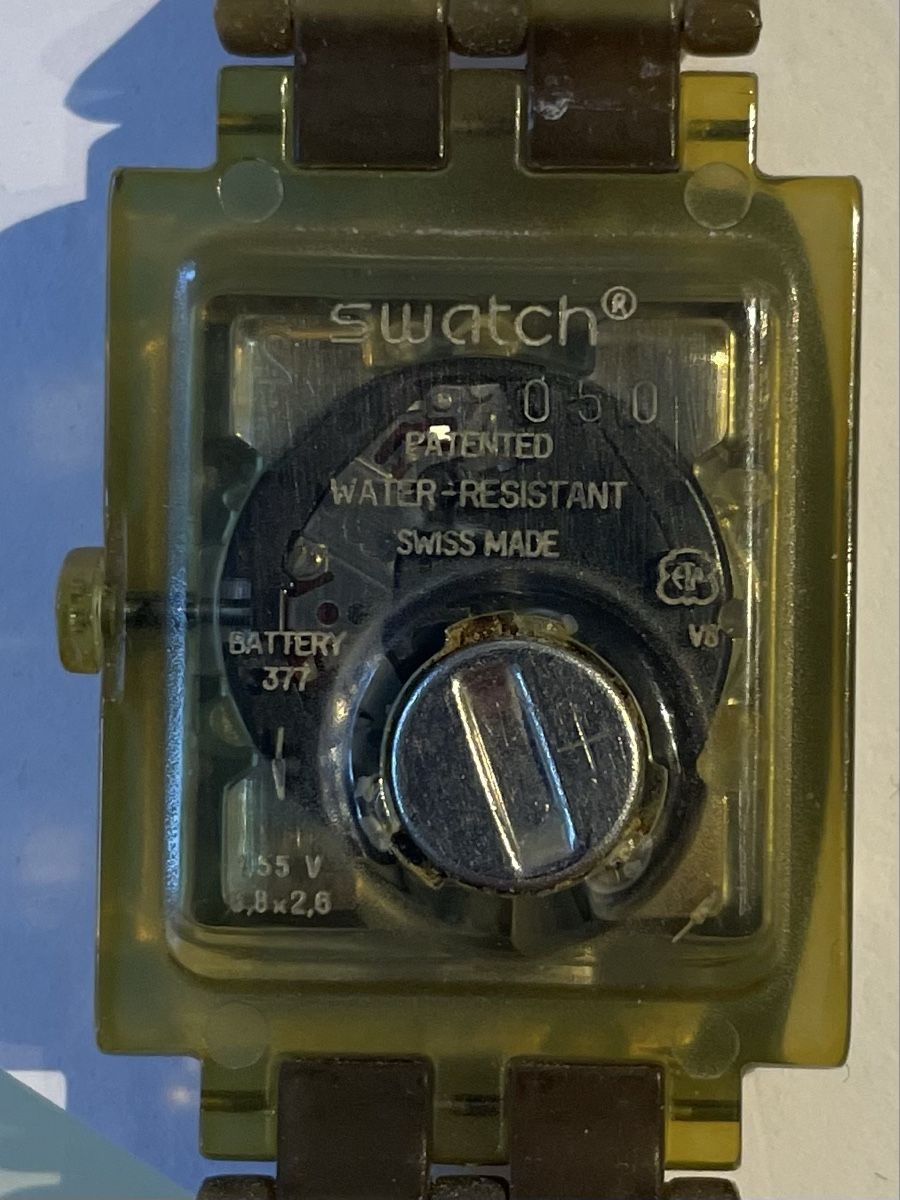 Swatch Orologi: Swatch Square 2000, Transparent Olive Jelly, for Repair – Difettoso da Basel venduto da JohnnyCrash 1