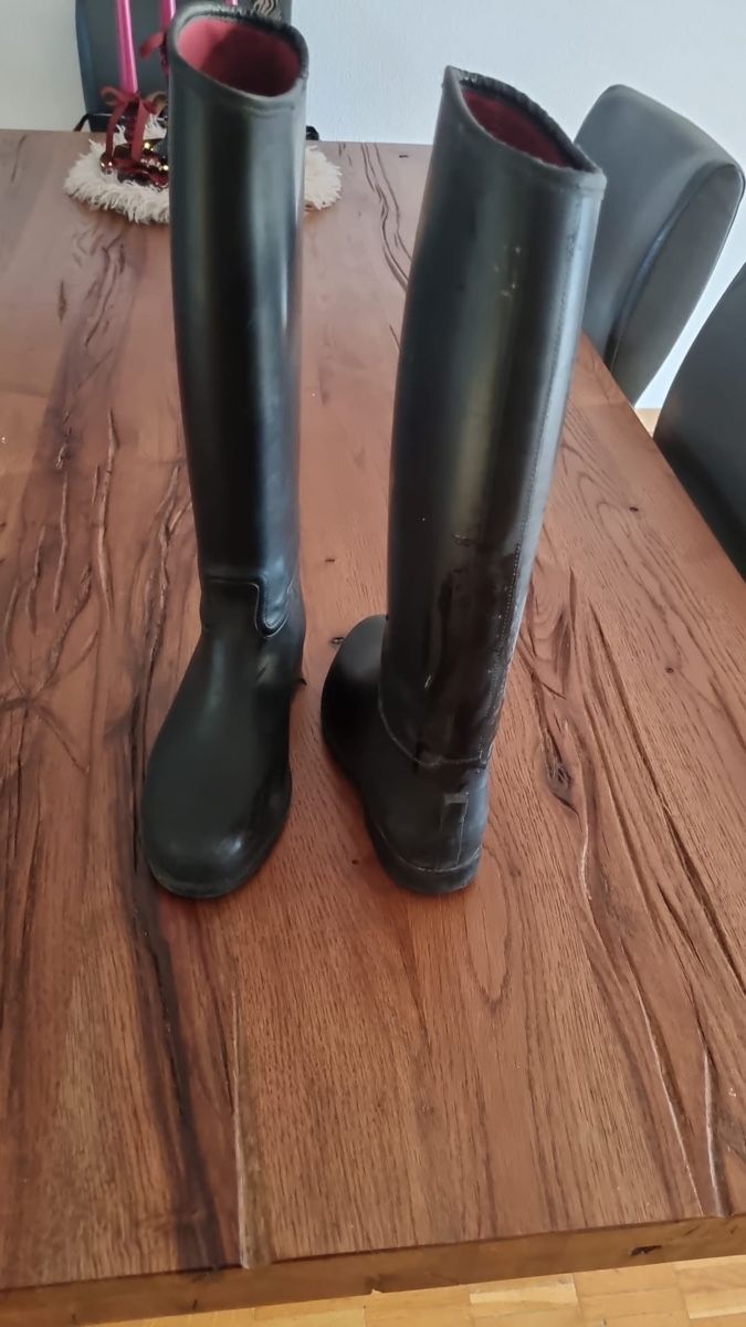 Scarpe per ragazzi: Reitstiefel Größe 35 – Usato da Adliswil venduto da rossoelmare 1