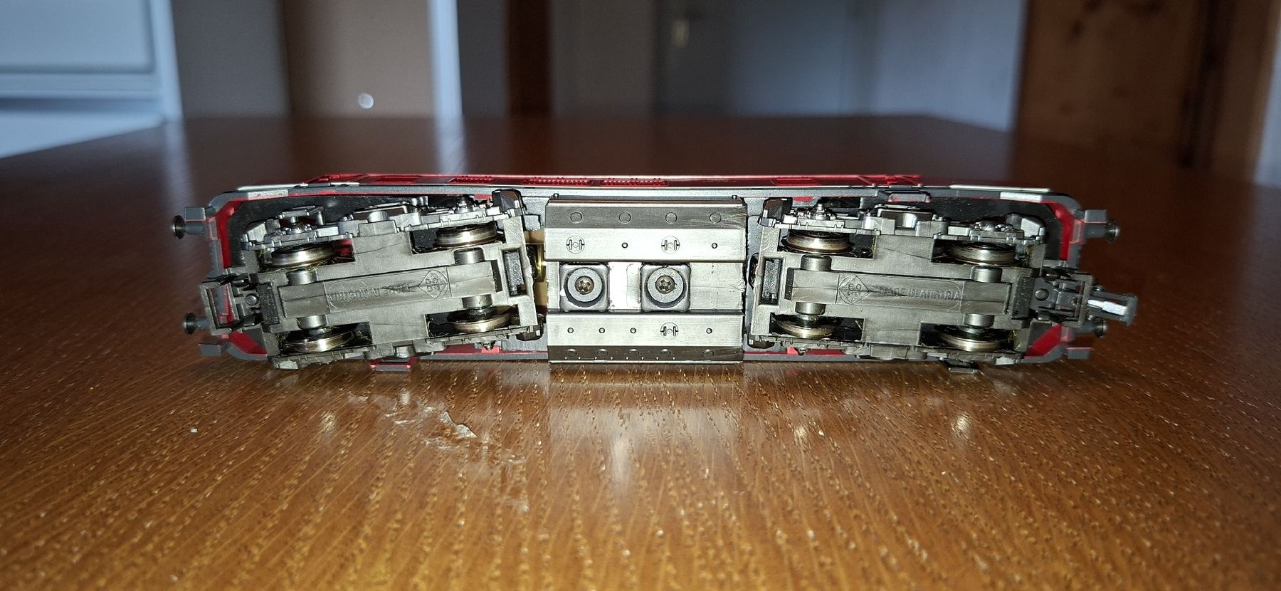 Roco Modellini di ferrovie: Roco Analog DC Lok 215 015-9 Defekt. – Difettoso da Pfäffikon ZH venduto da gub_2j76 5